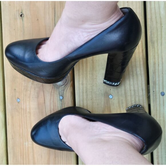 Michael Kors The Jet Set 6 Leather SABRINA Heels Pumps BLACKWOMENS WOMANS 8½ M - Picture 4 of 15